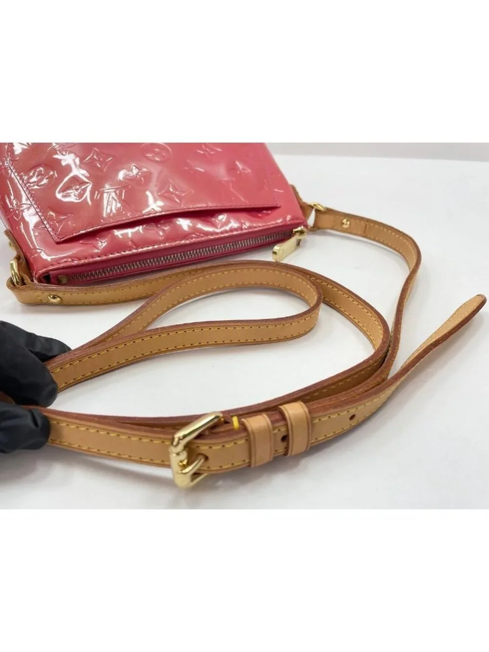 Louis Vuitton Shoulder Bag Vernis Minna Street